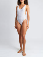 Elke One Piece Lotus